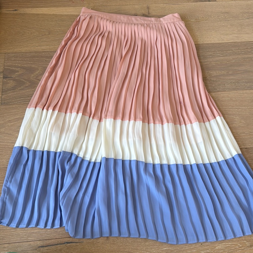 Plated skirt